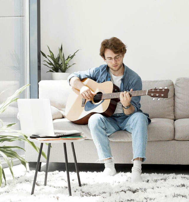 Cours en DIRECT de guitare, basse, ukulélé à distance ...sj dans Artistes et musiciens  à Laurentides - Image 2