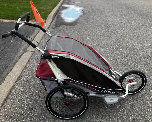 Chariot CX2 - kits jogging + vélo in Kids in Longueuil / South Shore - Image 10