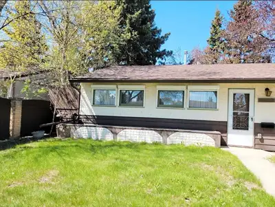 Entire house for rent (Central North, Edmonton)