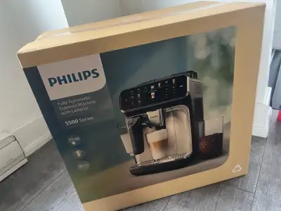 Machine à espresso Philips 5500 Series LatteGo, View more