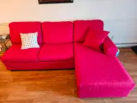 Superbe très grand divan sectionnel rouge / Modular sofa