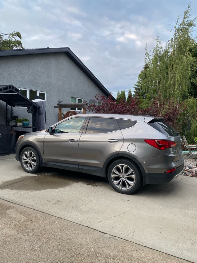 2013 Hyundai Sante Fe Limited in Cars & Trucks in Edmonton - Image 2