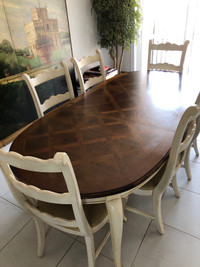  Dining table 