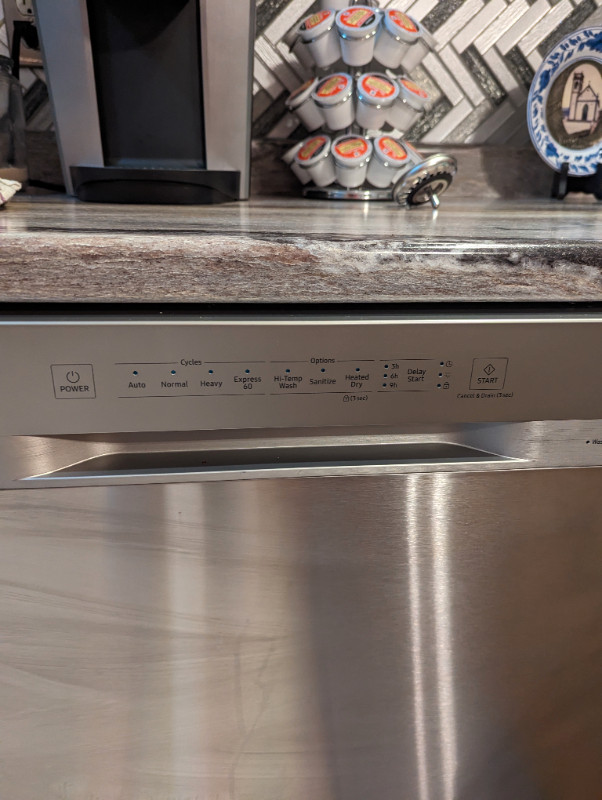 Samsung Dishwasher DW80N3030 in Dishwashers in Guelph - Image 3