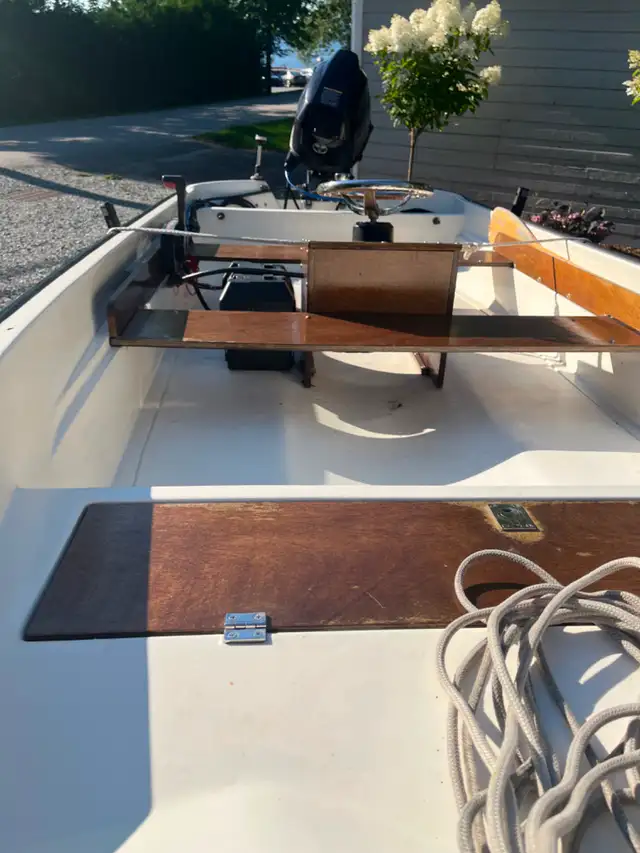 13 Ft Boston Whaler for Sale in Powerboats & Motorboats in Saint John - Image 4