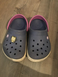Girls Crccs shoes size 1