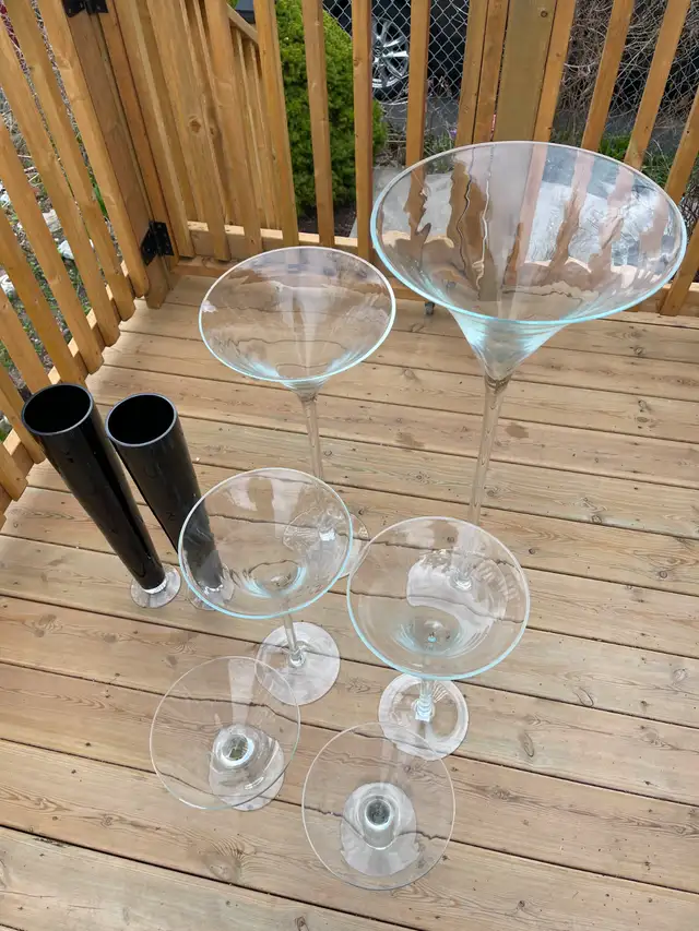 Wedding Vases-Martini Glasses- Card Chest- Marriage Cert Holder in Other in City of Toronto - Image 8