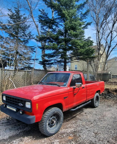 FORD RANGER 1985 2.8L V6 in Classic Cars in Cape Breton - Image 3