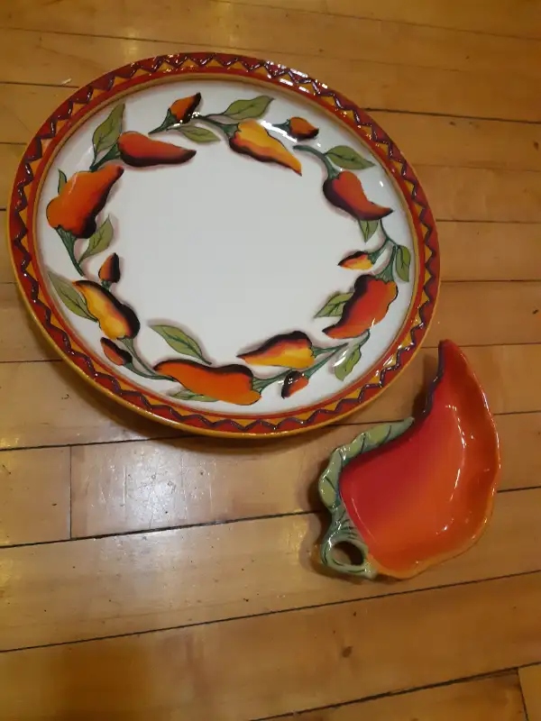 Ensemble ceramique Plateau a chips in Hobbies & Crafts in City of Montréal - Image 3