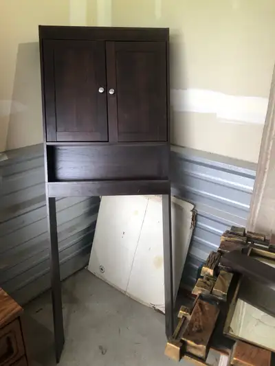 This over the toilet vanity adds elegance to any bathroom. Lots of storage for toiletries and medica...