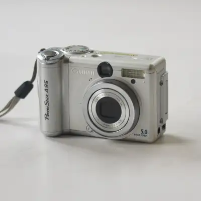 Canon powershot A95. - PARTS OR REPAIR ONLY - 5.0 megapixel CCD, View more