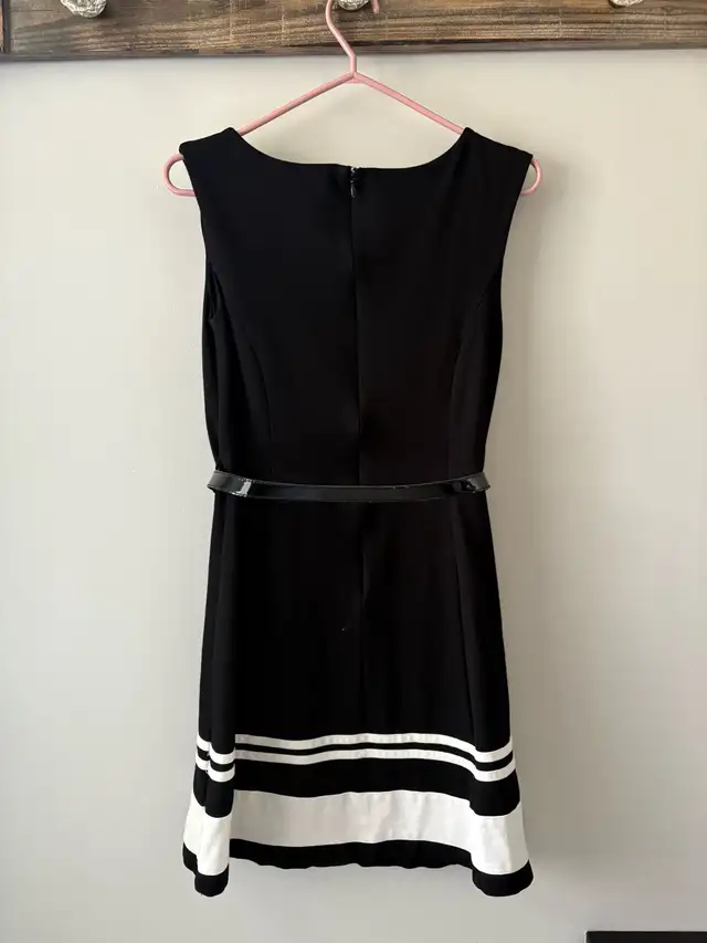 Robe INC grandeur petite in Women's - Dresses & Skirts in Longueuil / South Shore - Image 3