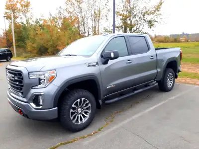 2021 GMC SIERRA AT4 ONLY 28,000 KMS