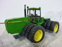 1/32 JOHN DEERE 8560 NFTM Farm Toy Tractor