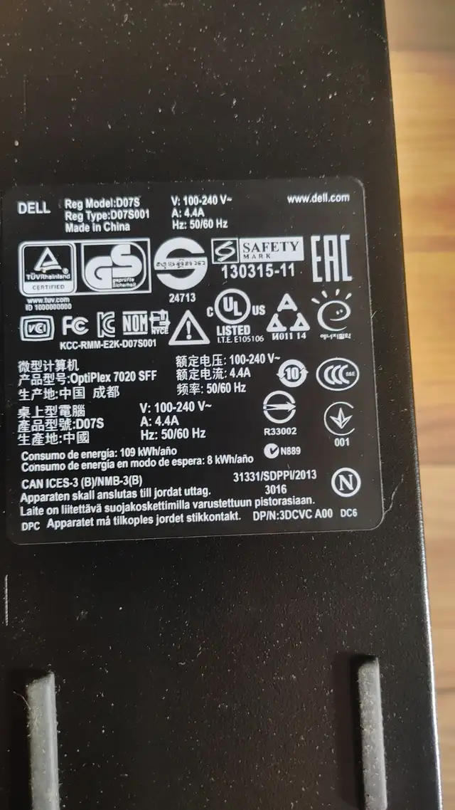 Dell Optiplex 7020 SFF in Desktop Computers in City of Toronto - Image 3
