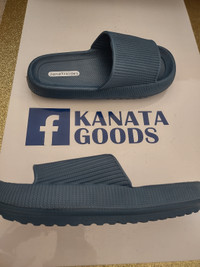 Men's sandals size 9.5-10/women's 10.5-11 Jane troides Kanata Ot