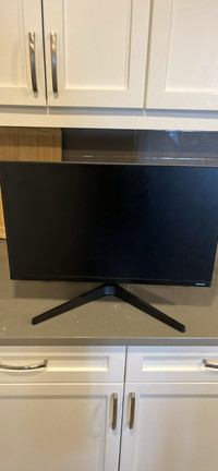 Samsung monitor 32” colour display 