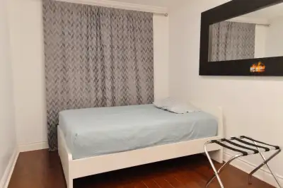 Cozy Room for Rent – Weekly Payment | Great Location! Near Pearson Airport | Humber College | Woodbi...