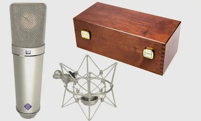 Neumann U87 Ai ni with EA87 shockmount and wooden case in Pro Audio & Recording Equipment in City of Toronto - Image 4