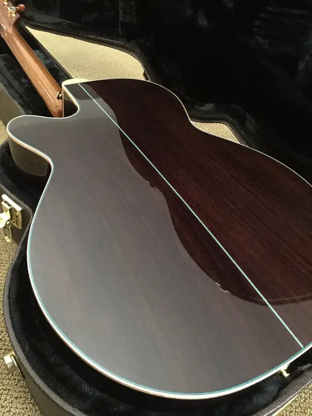 Takamine Santa Fe DSF48C "Like New" in Guitars in Edmonton - Image 8