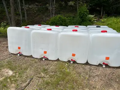 1000l plastic bin with drain valve and lid , View more