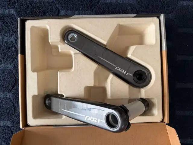 Sram Red Road  170mm carbon cranks in Frames & Parts in Calgary - Image 3