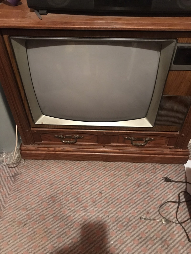***FREE*** Vintage RCA TV Free Stuff Calgary Kijiji