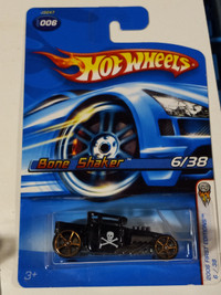 Hot Wheels Bone Shaker FTE Gold Wheels HTF 1ST Edition 2006