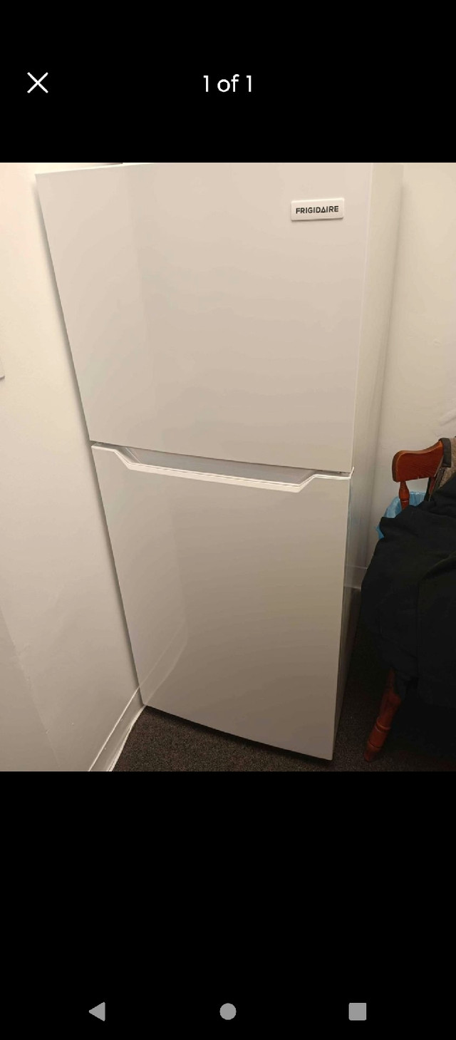 Apartment Size Fridge Freezer Combo  in Refrigerators in Belleville
