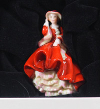 Royal Doulton Top O' The Hill M217 Miniature Lady