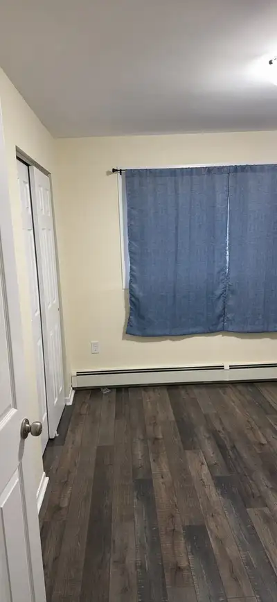 Private room in 2bed 1bath available near Clayton Park Halifax. Rent- $700 includes Heat&water. Avai...