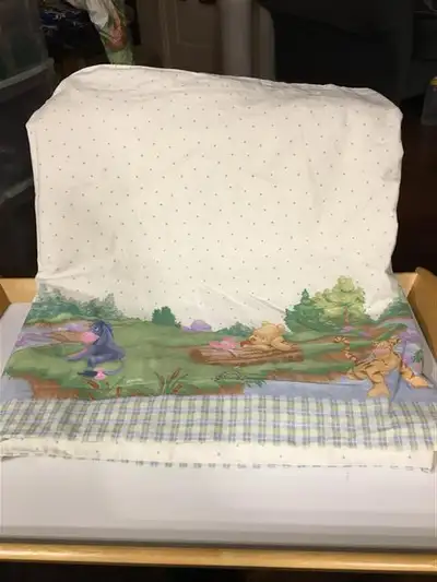 Disney Winnie the Pooh Queen sized bedskirt, View more