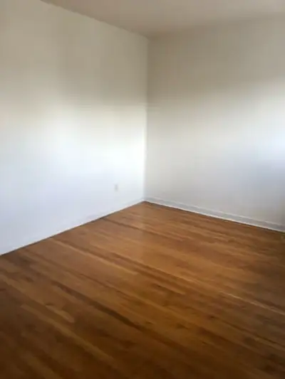 MONTREAL 3 1/2 À LOUER