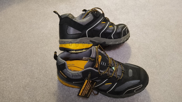 Safety shoes Dewalt, new, size 13 in Men's Shoes in City of Toronto