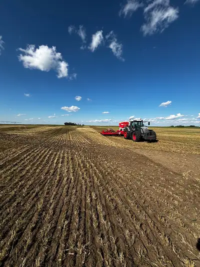 We have multiple options for seeding. Pottinger Terrasem - 30 feet wide - 5 inch row spacing - Doubl...