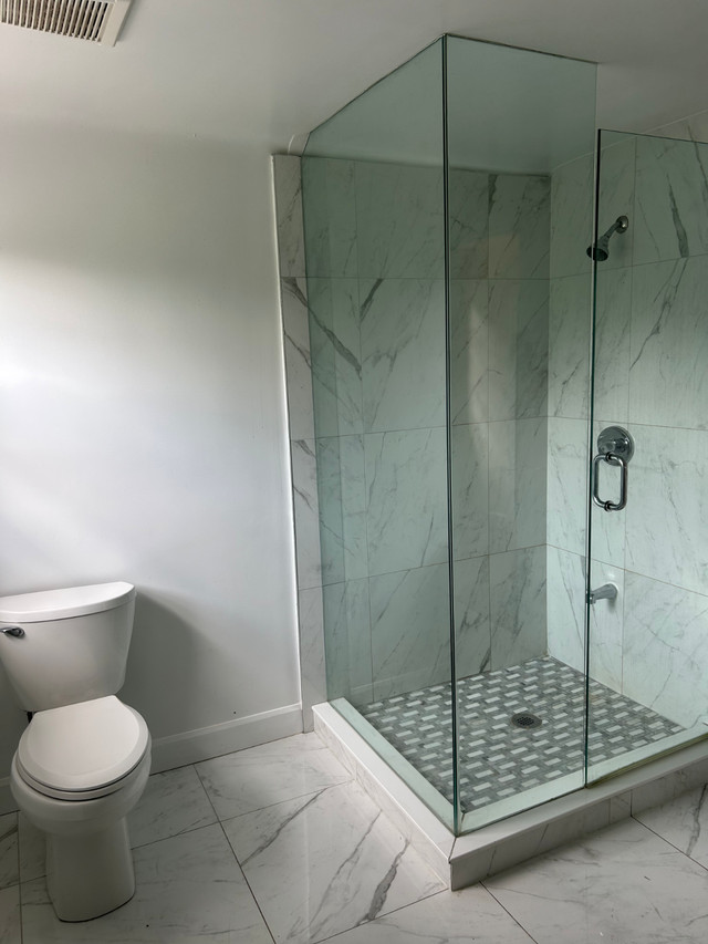NEWLY RENOVATED HOME 1 min walk to lake in Long Term Rentals in North Bay - Image 3