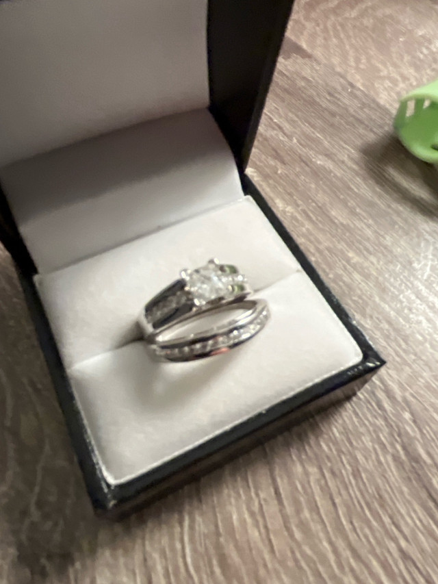 Engagement and wedding ring set for her in Jewellery & Watches in Grande Prairie - Image 2