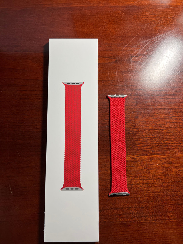 Apple Watch Band in Jewellery & Watches in Kingston