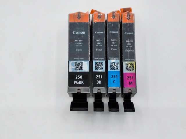 Genuine OEM Canon printer cartridges CLI-251 / PGI-250 4pcs dans Imprimantes, Scanneurs  à Ouest de l’Île