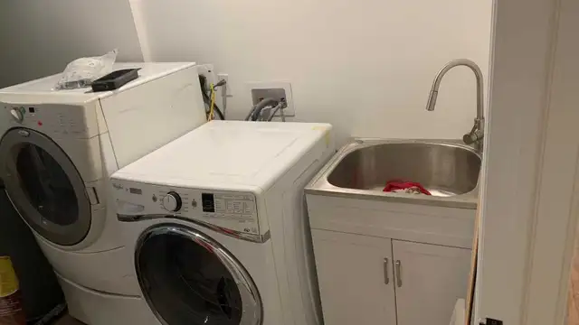 ALL INCLUSIVE ROOM FOR RENT IN NEWMARKET/AURORA in Room Rentals & Roommates in Markham / York Region - Image 9