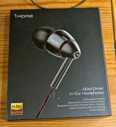 1MORE Quad Driver In-Ear Earphones Hi-Res AUDIO 1MEJE0032 NEW EX, View more
