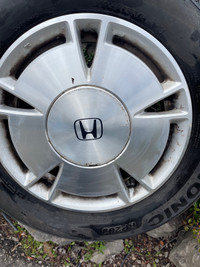 15 inch Honda rims. 
