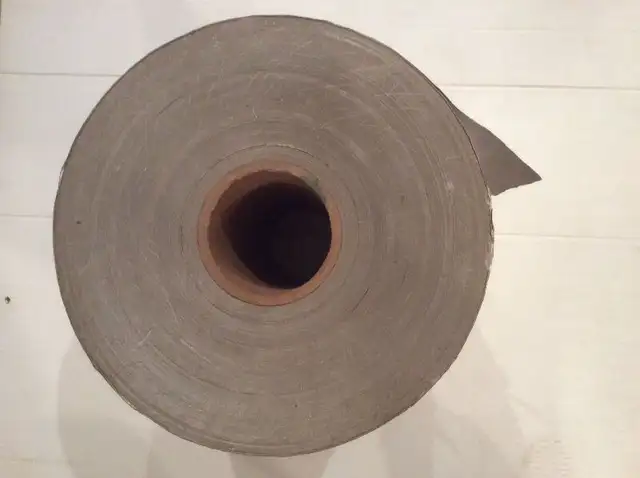 Rouleau aluminium pare-vapeur 10 1/4’’ x 10’’ dia. in Windows, Doors & Trim in City of Montréal - Image 2