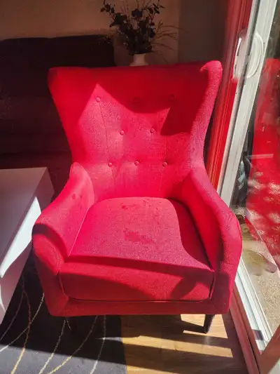 Almost new Modern Structube Accent red Chair, View more