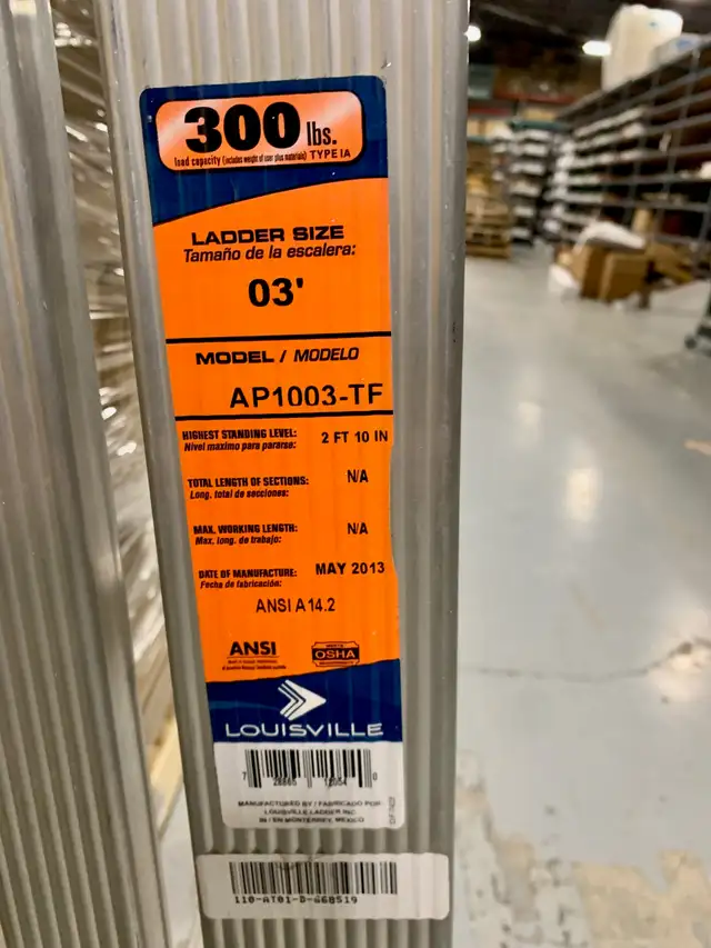 Louisville 3’ Aluminum Step Ladder – 300 lb Rated in Ladders & Scaffolding in Oakville / Halton Region - Image 4