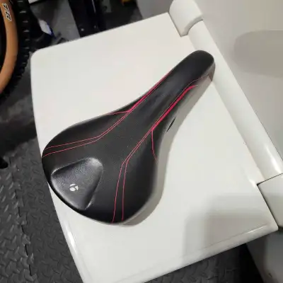 BONTRAGER SADDLE, View more