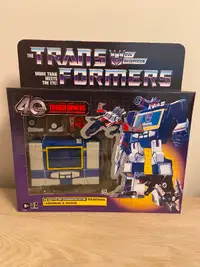 Transformers 40th Anniversary Soundwave Laserbeak, & Ravage