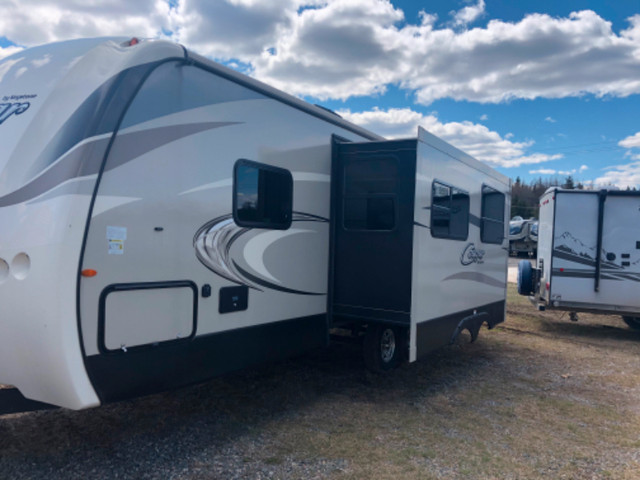 Keystone Cougar 26RBI 2018 X-Lite in Travel Trailers & Campers in Thunder Bay