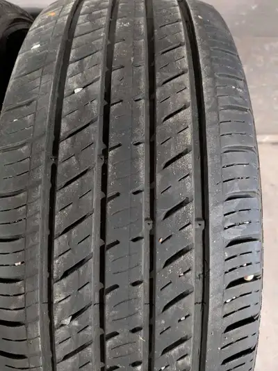 Kumho tires 235/65/R17 A&S