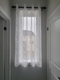 Drapes and Rods GREAT PRICE !!! Fits 2 patio doors and 8 windows